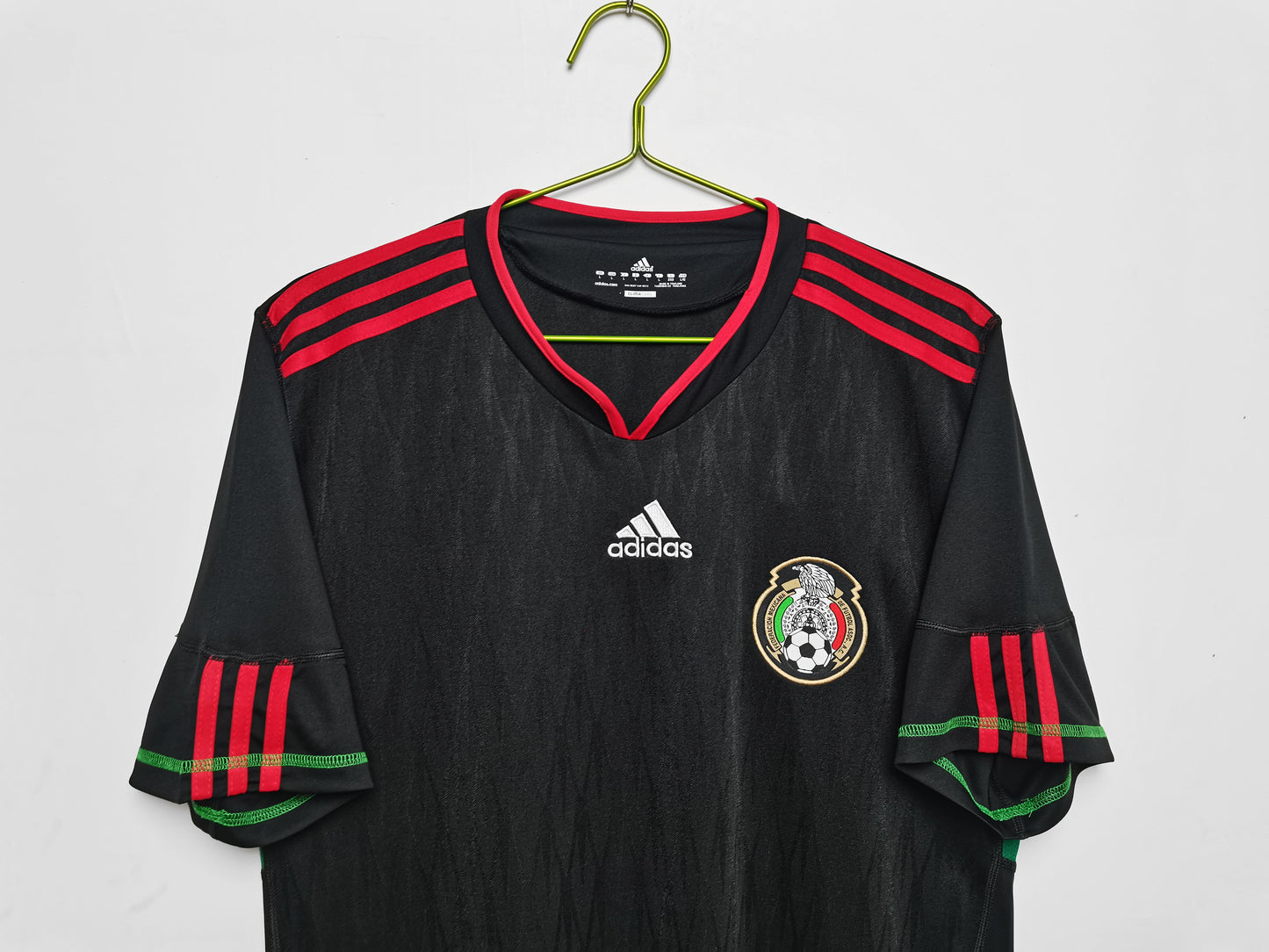 2010 away retro football shirt