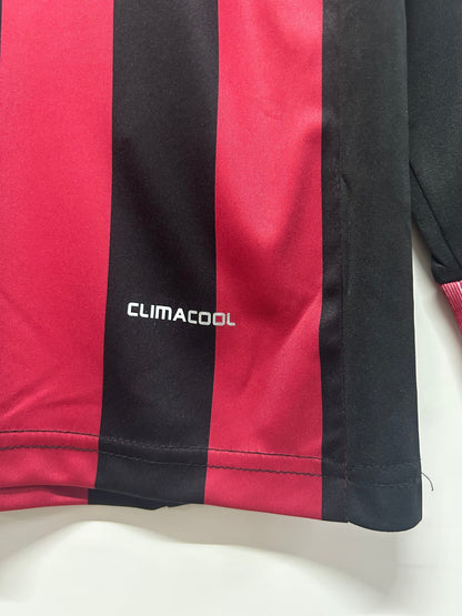 09/10 home retro football shirt