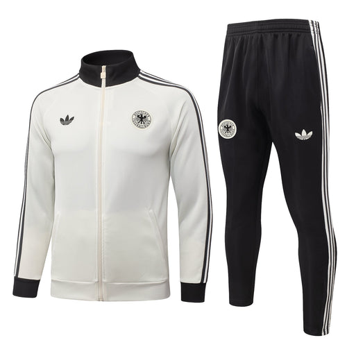 Set 2026/27 - White/Black