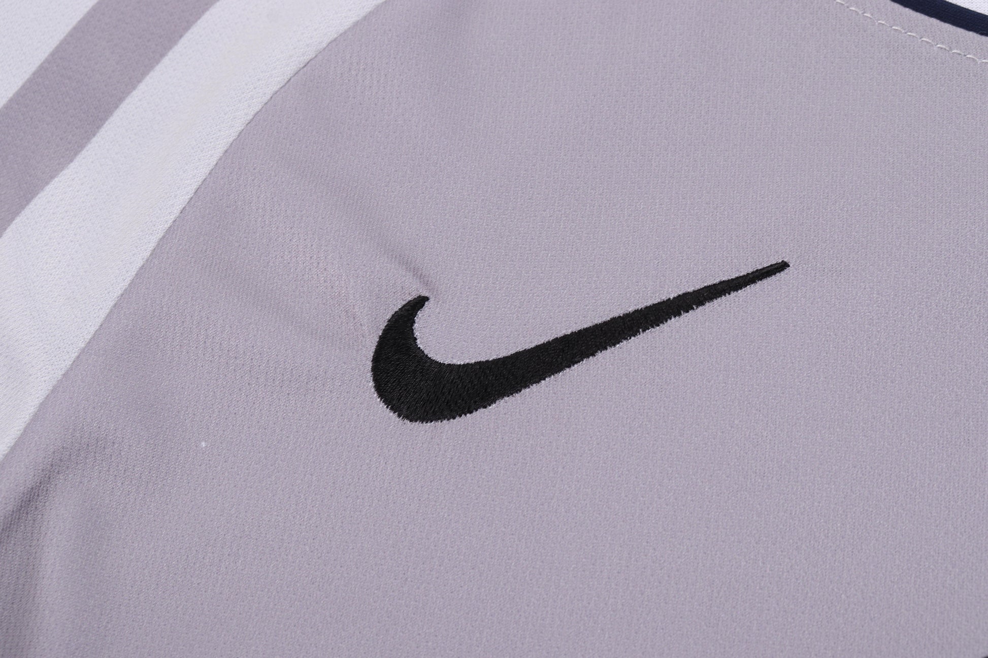 01/02 children's away football jersey