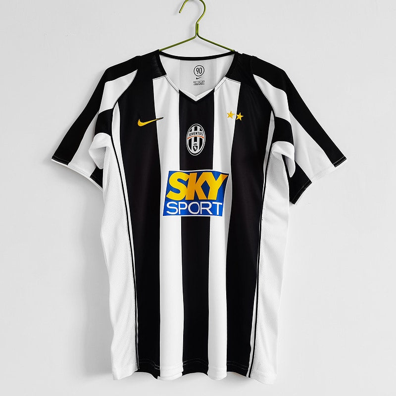 2004/05 home retro football shirt
