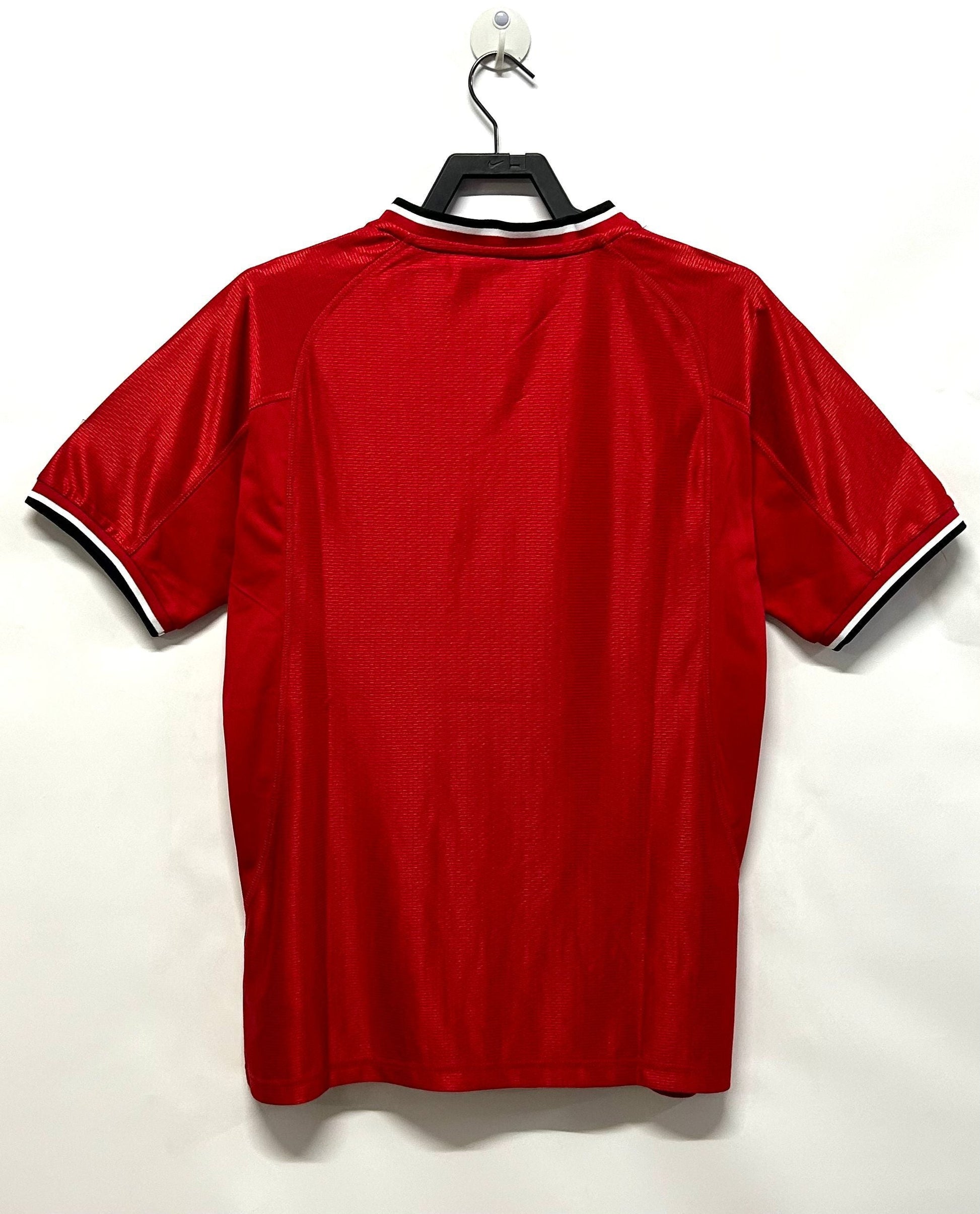 00/02 home retro football shirt