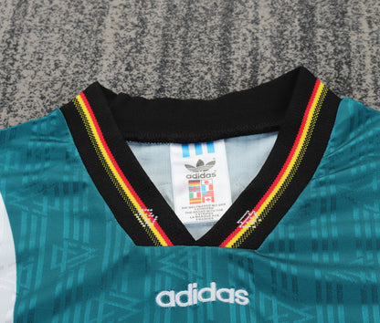 1996 children's away football jersey