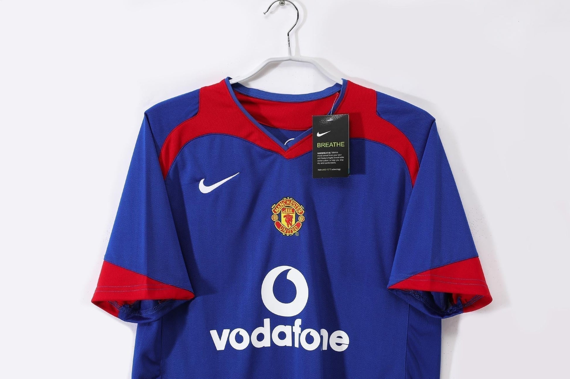 05/06 away retro football shirt
