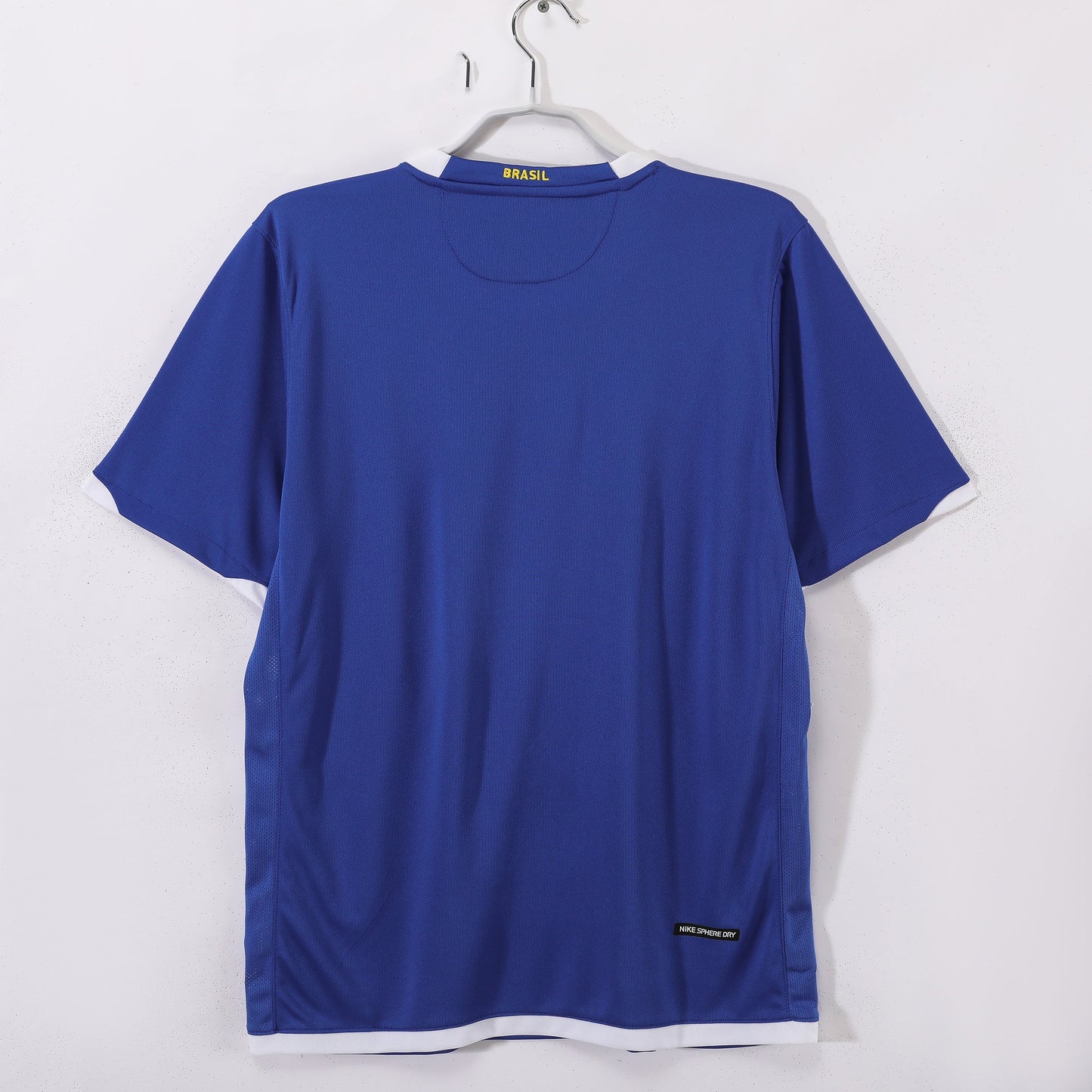 2006 away retro football shirt