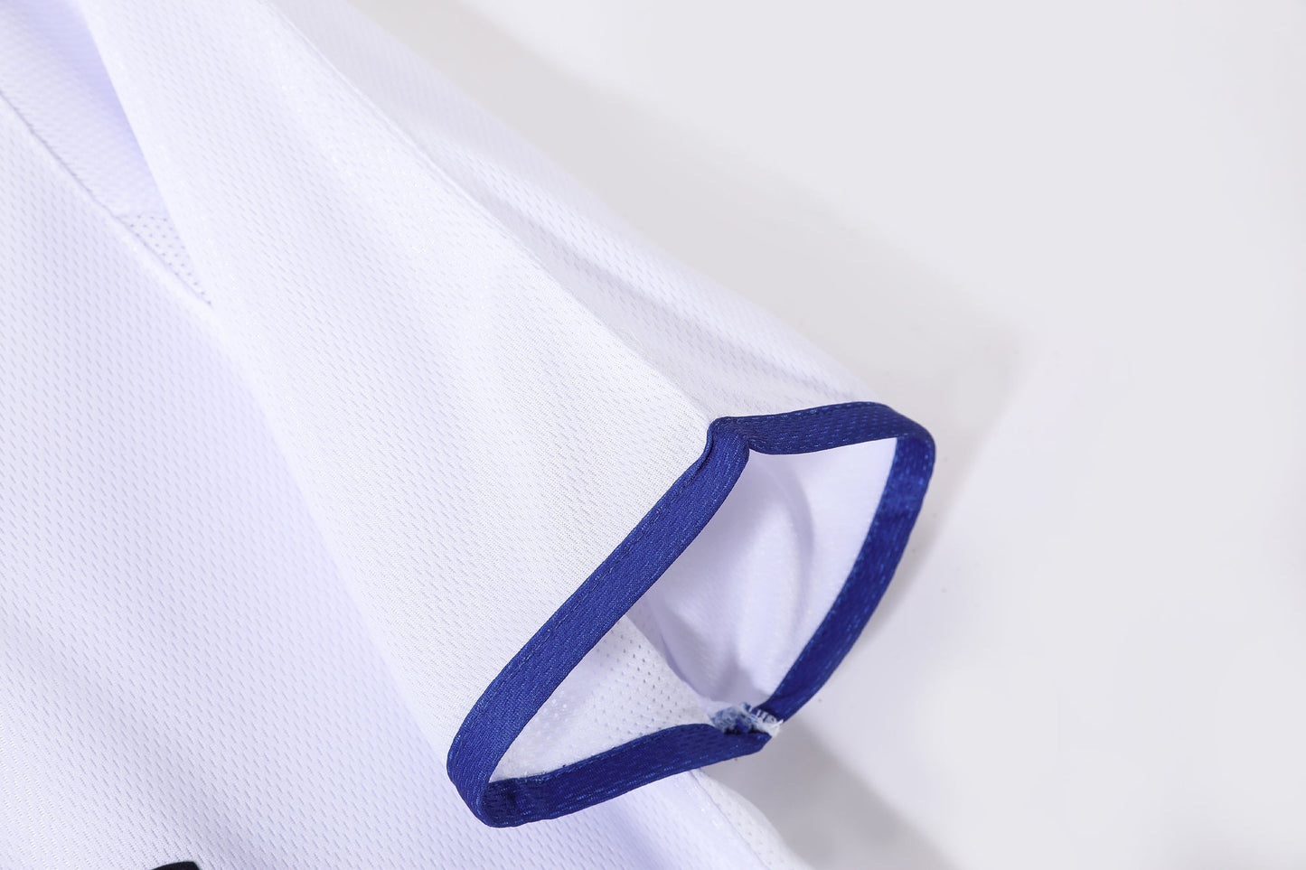 2003/05 away retro football shirt