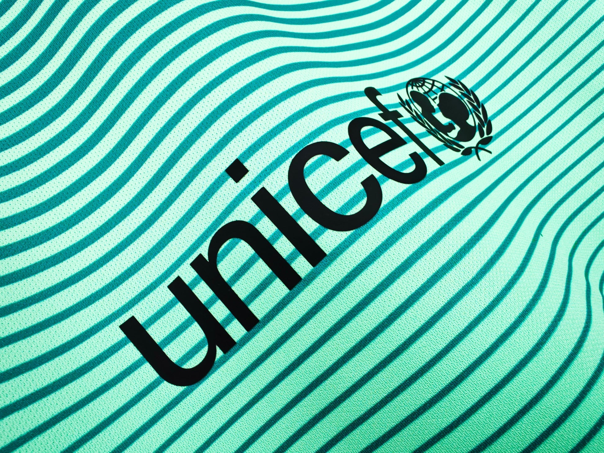 16/17 third retro football shirt