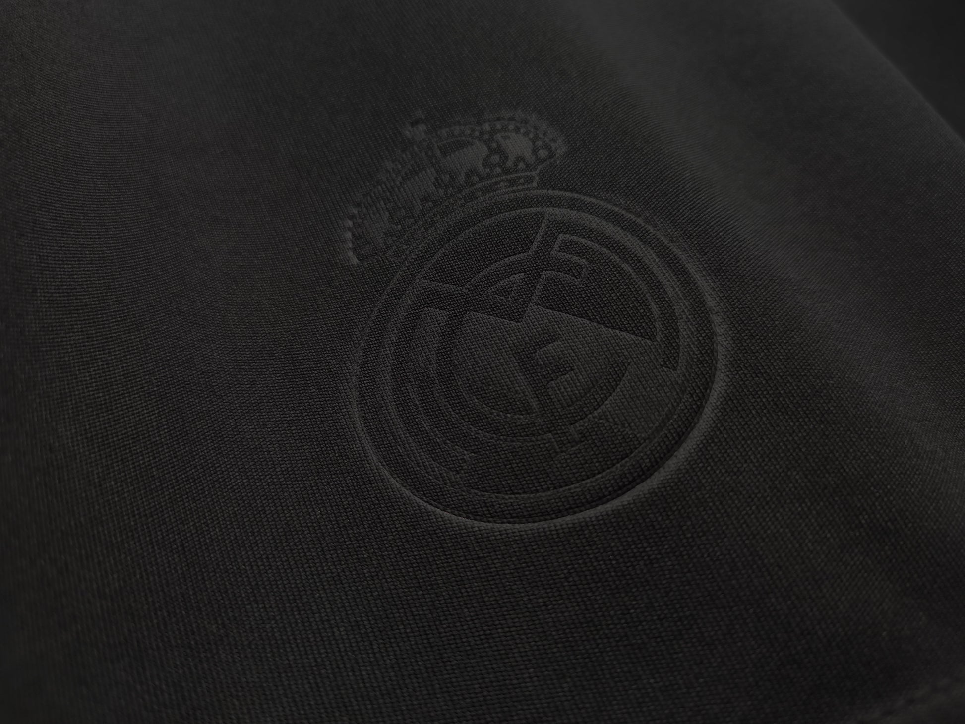 08/09 third retro football shirt
