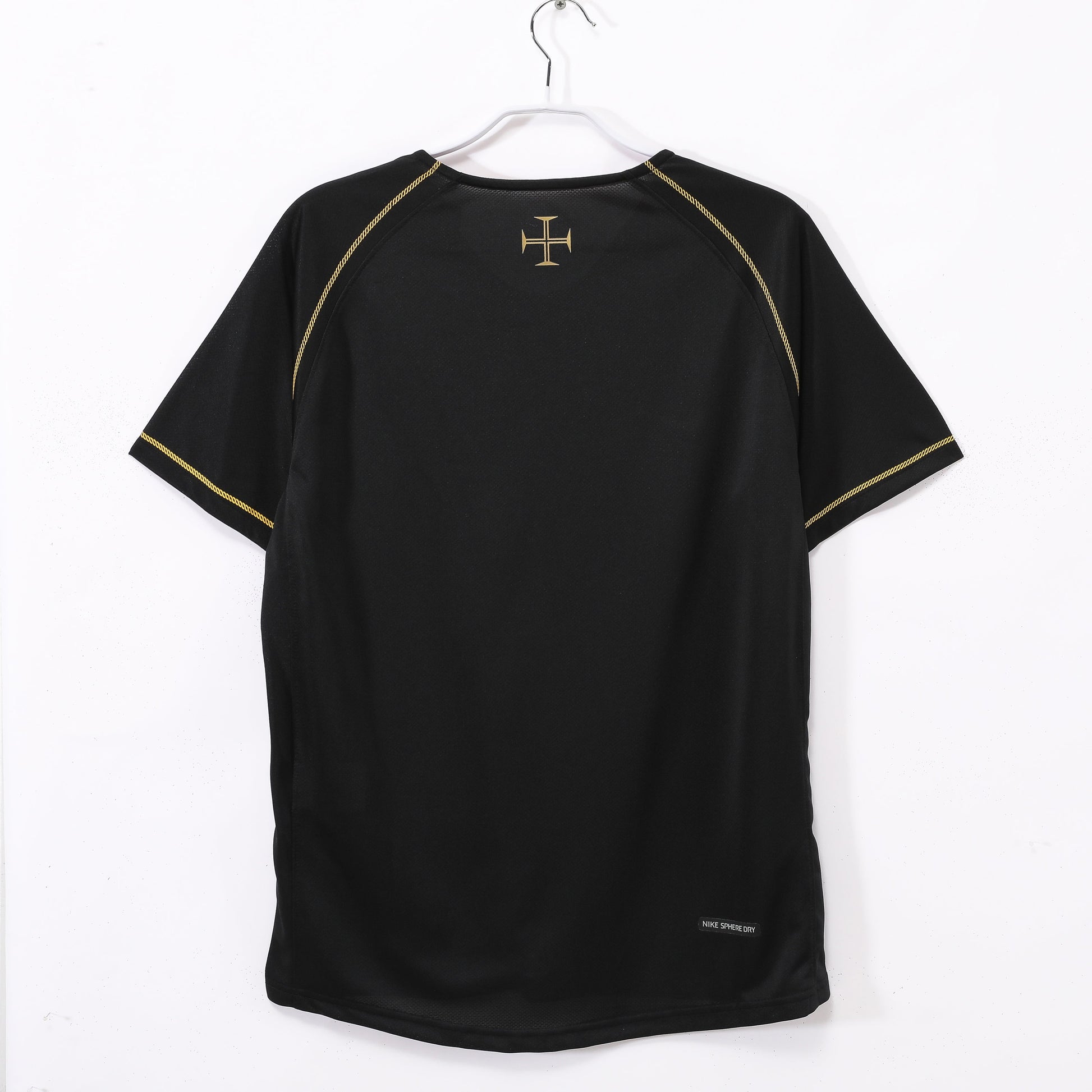 2006 away retro football shirt