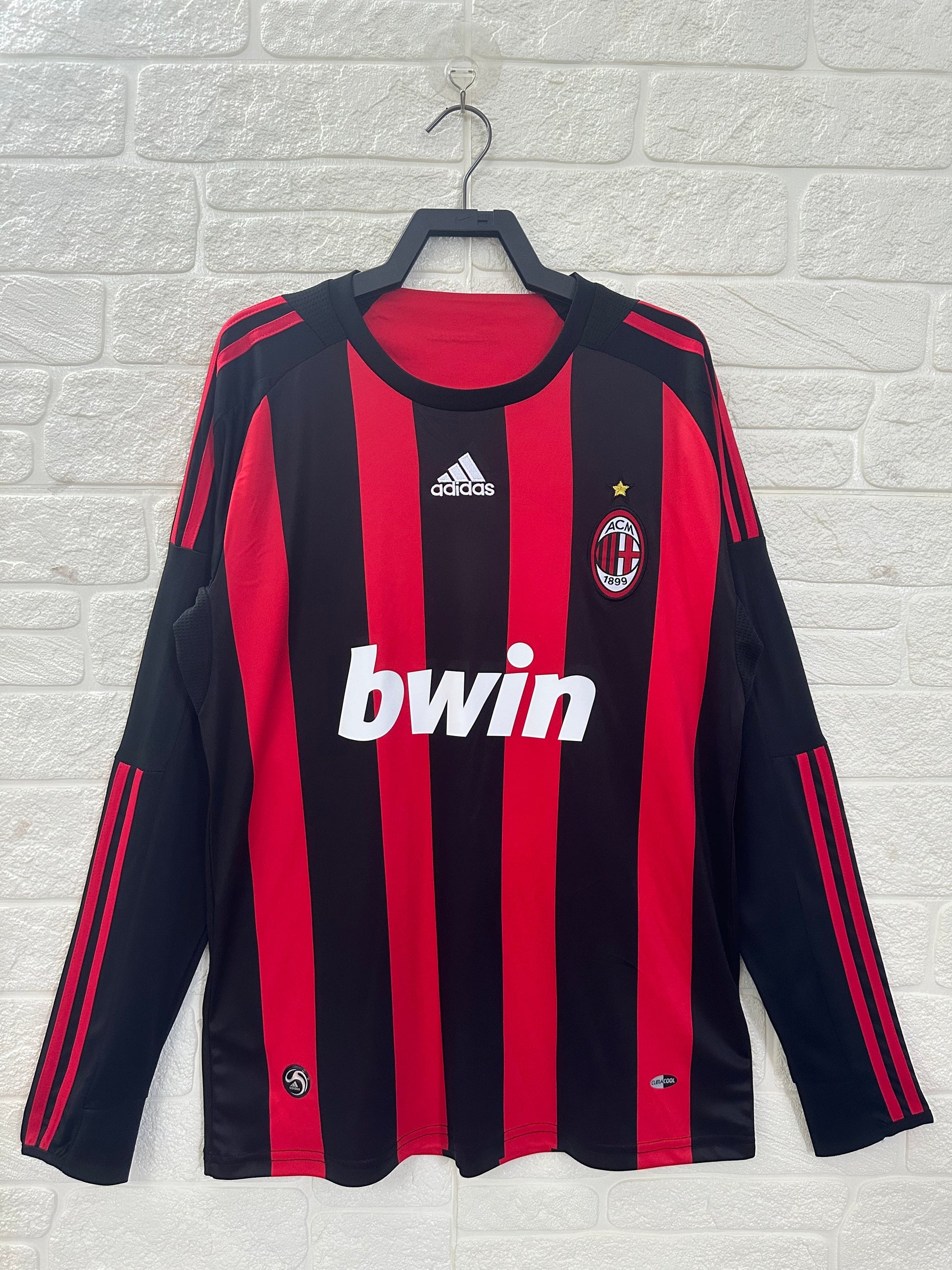 08/09 home retro football shirt