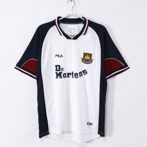 00/01 away retro football shirt