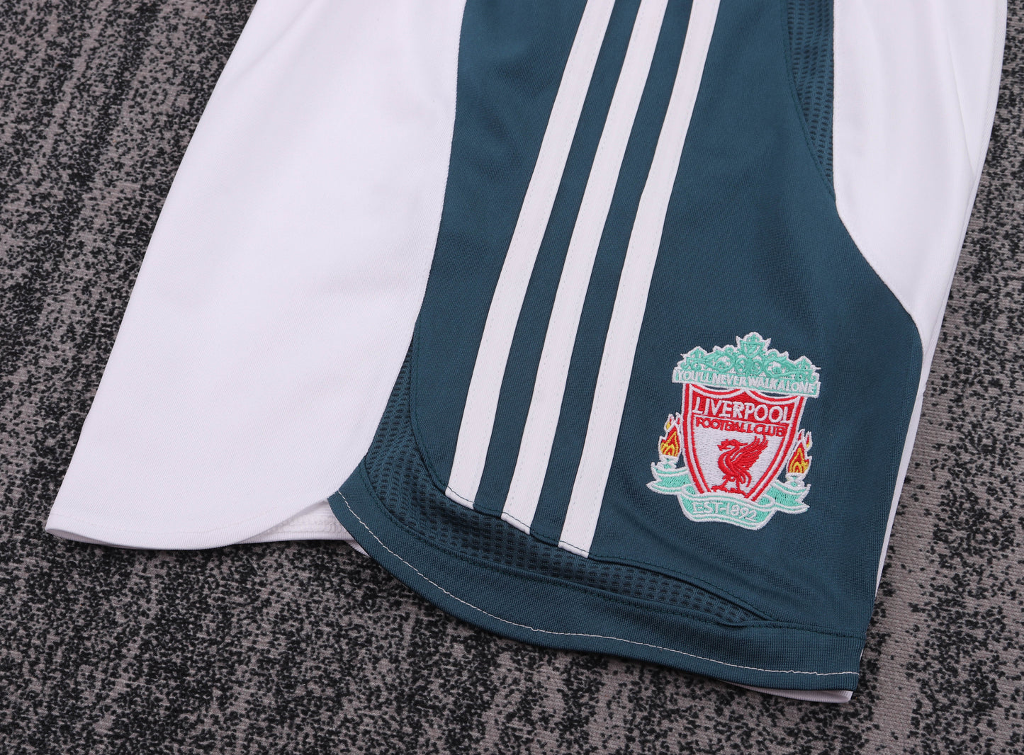 06/07 children's third football jersey