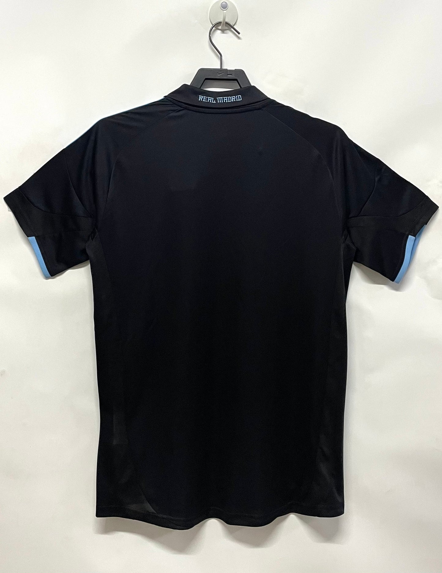 09/10 away retro football shirt