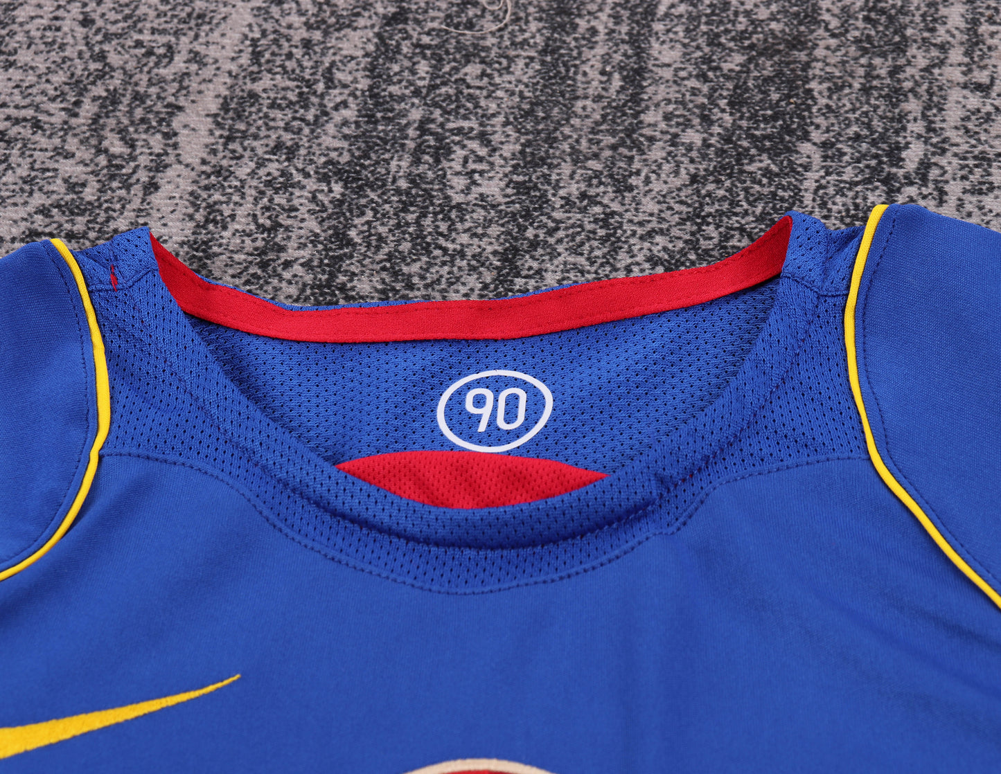 04/05 children's away football jersey