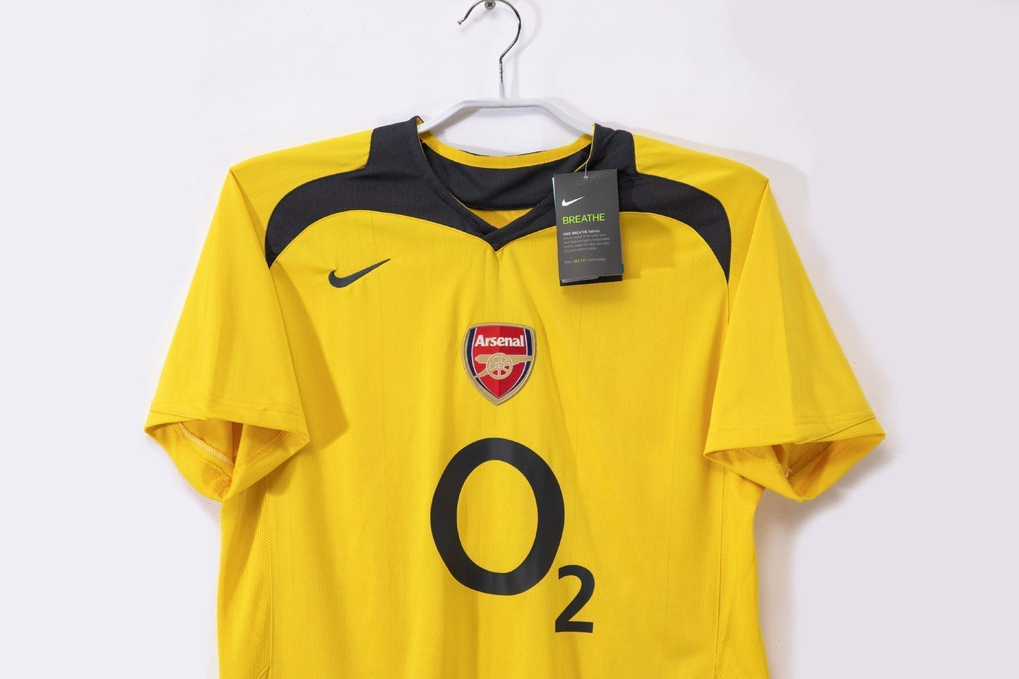 05/06 away retro football shirt