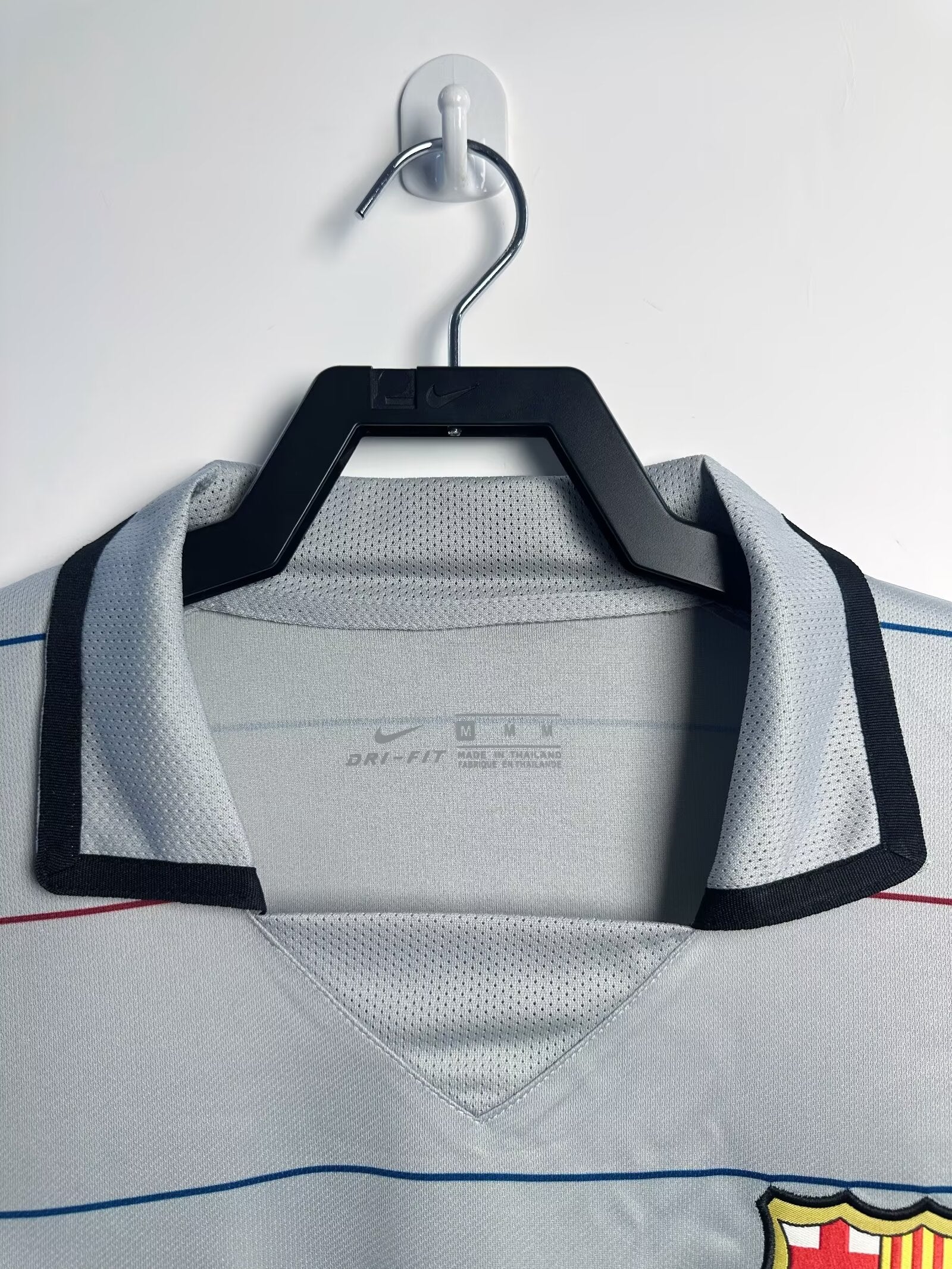03/04 away retro football shirt