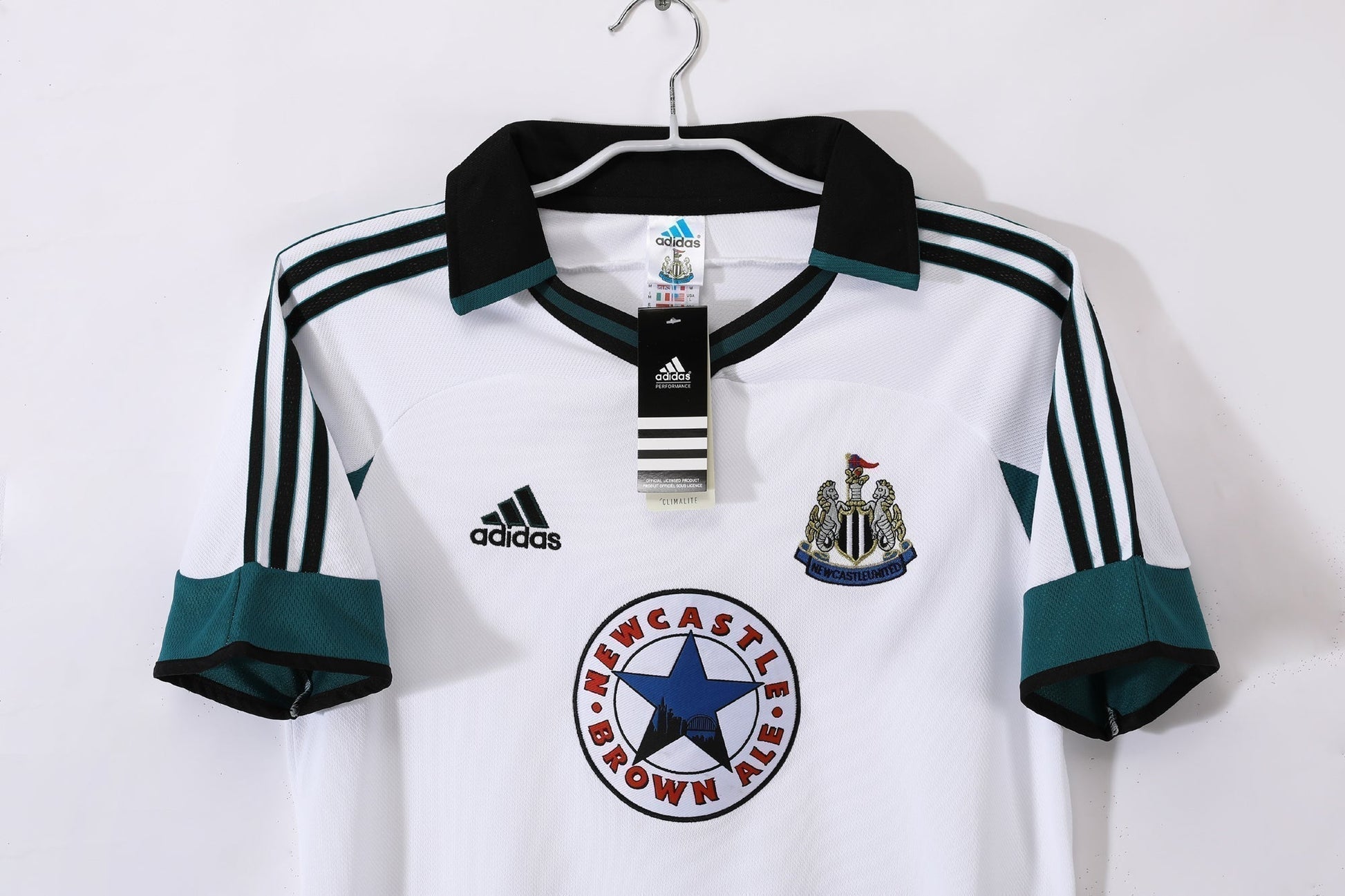 99/00 away retro football shirt