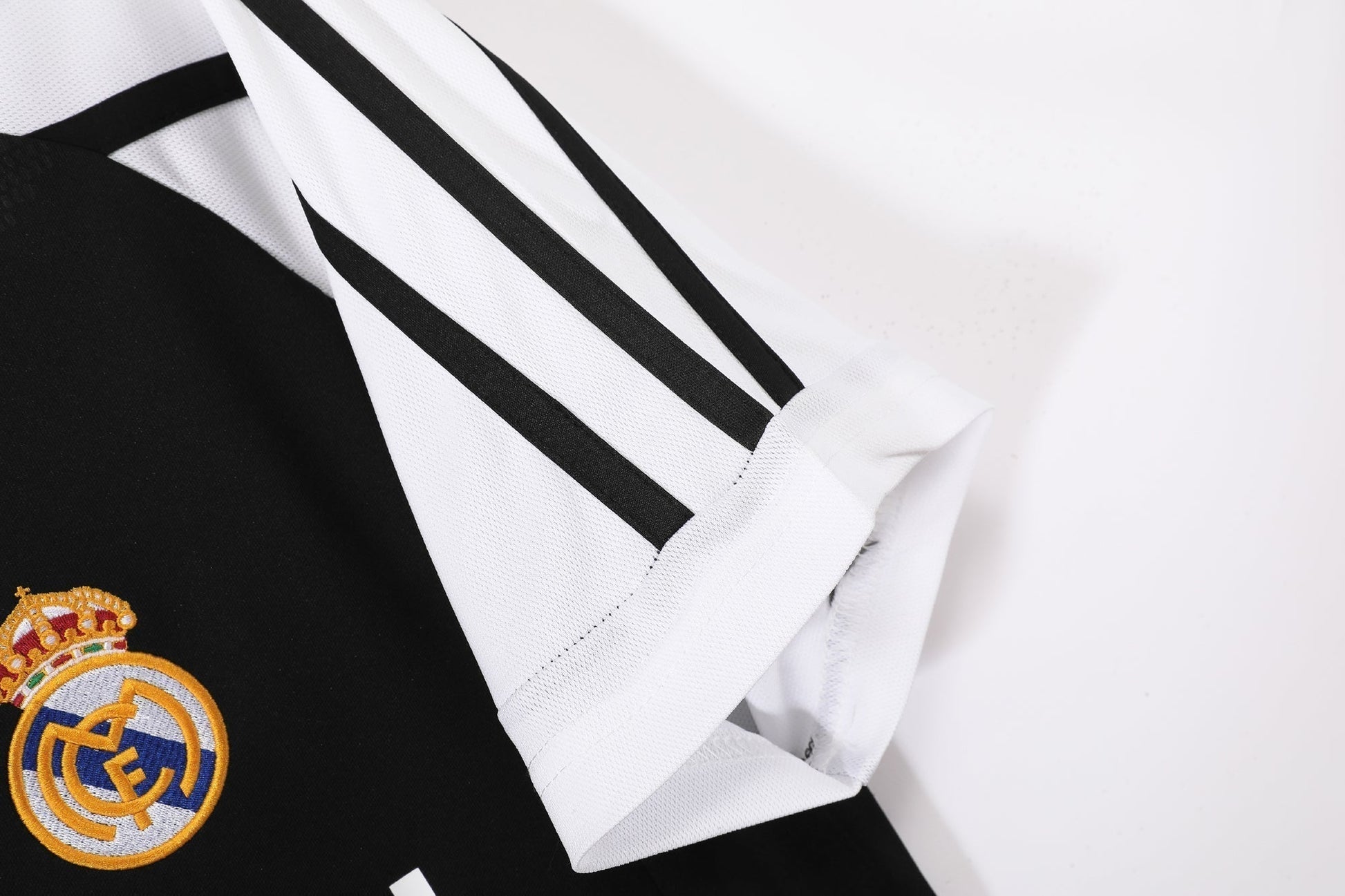 01/02 away retro football shirt