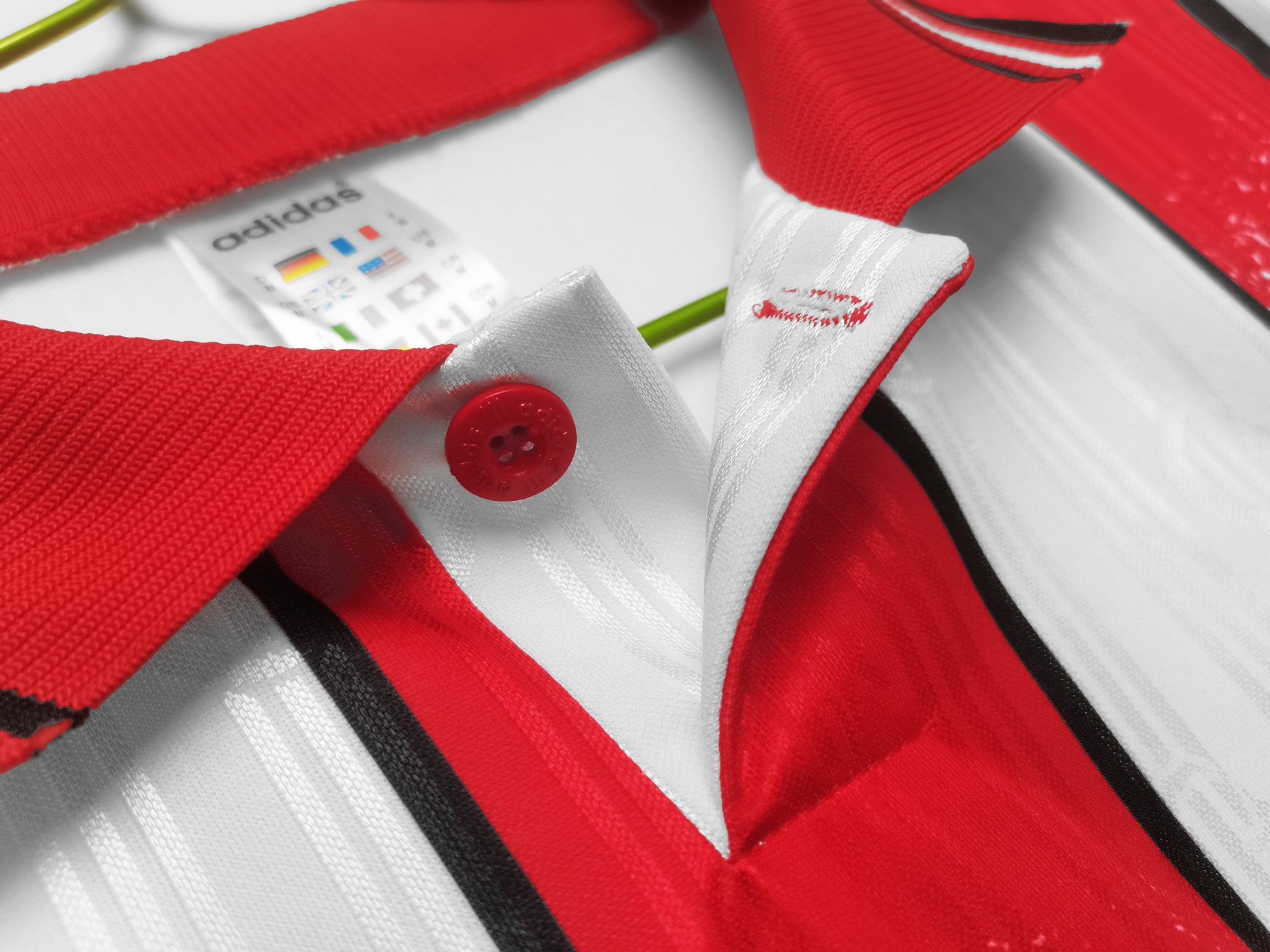 1996 away retro football shirt