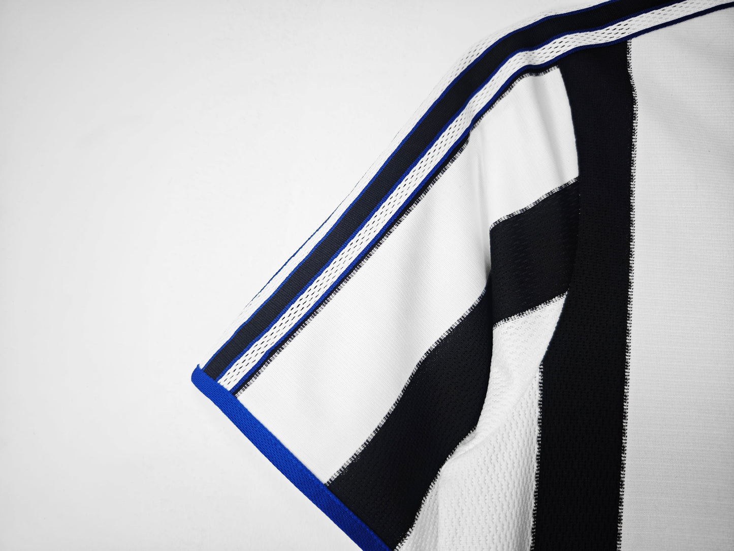 99/00 home retro football shirt