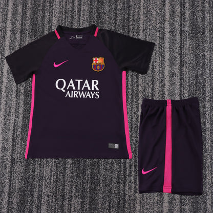 16/17 children's away football jersey