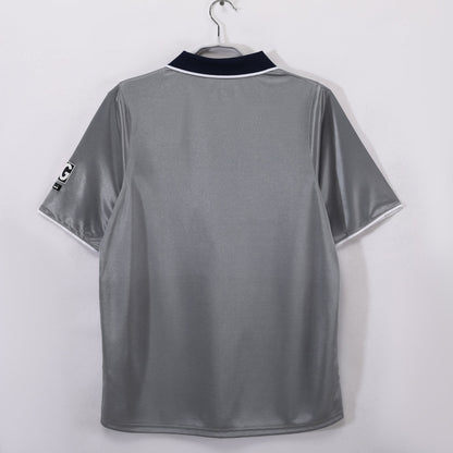 00/01 away retro football shirt