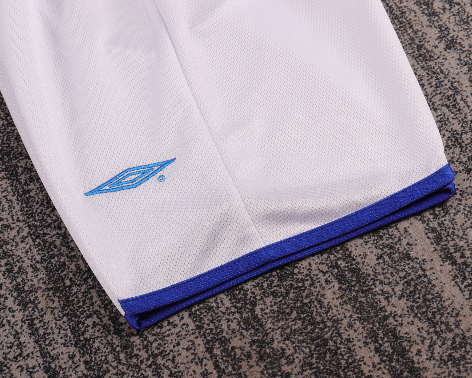 03/04 children's away football jersey