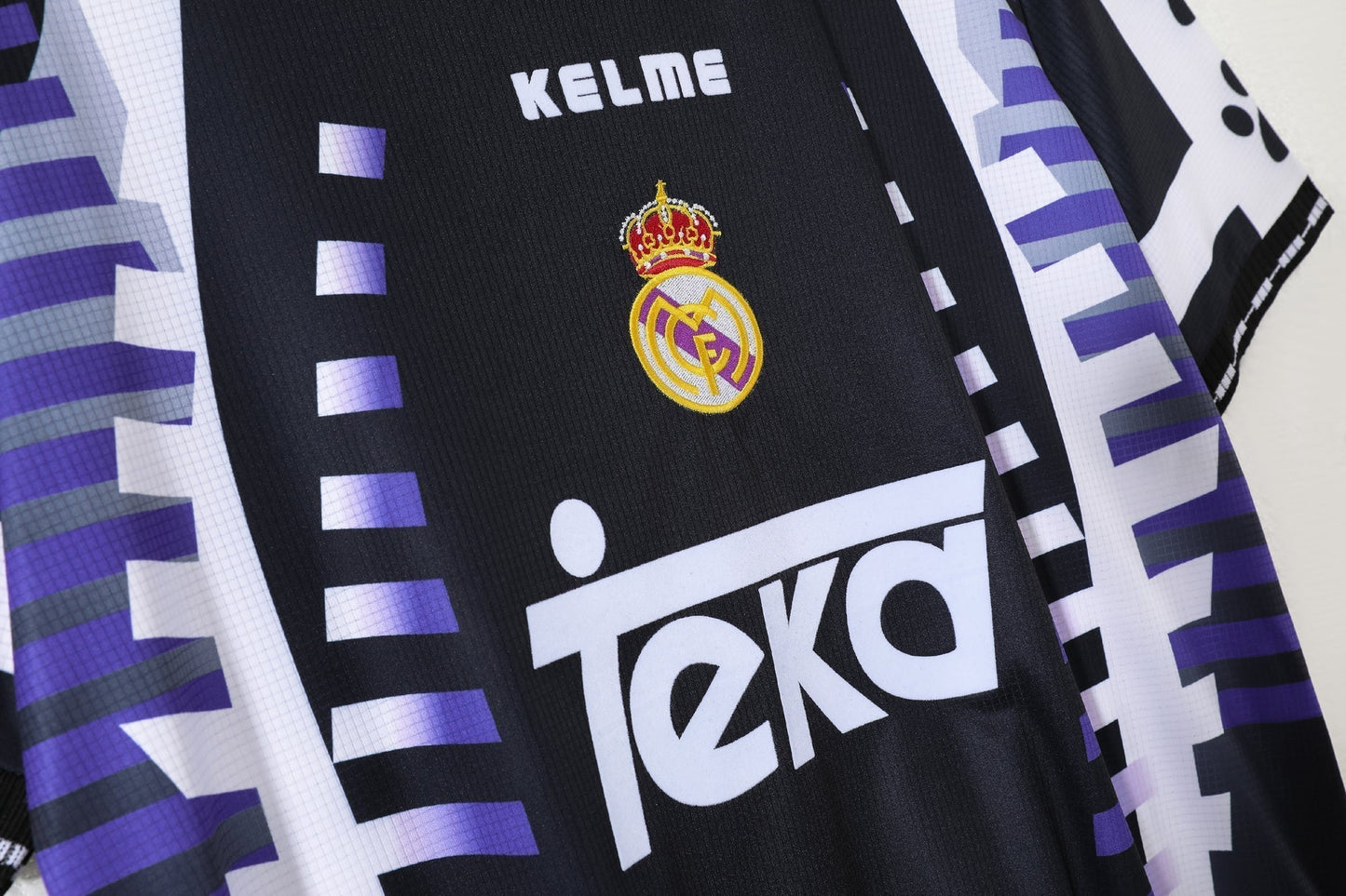 97/98 third retro football shirt