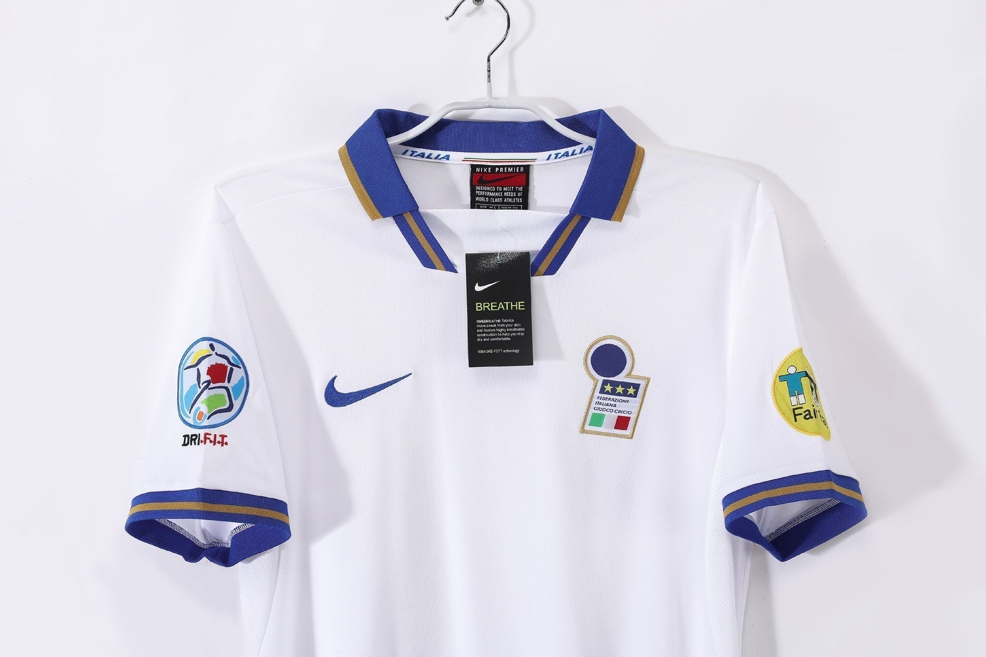 1996 away retro football shirt