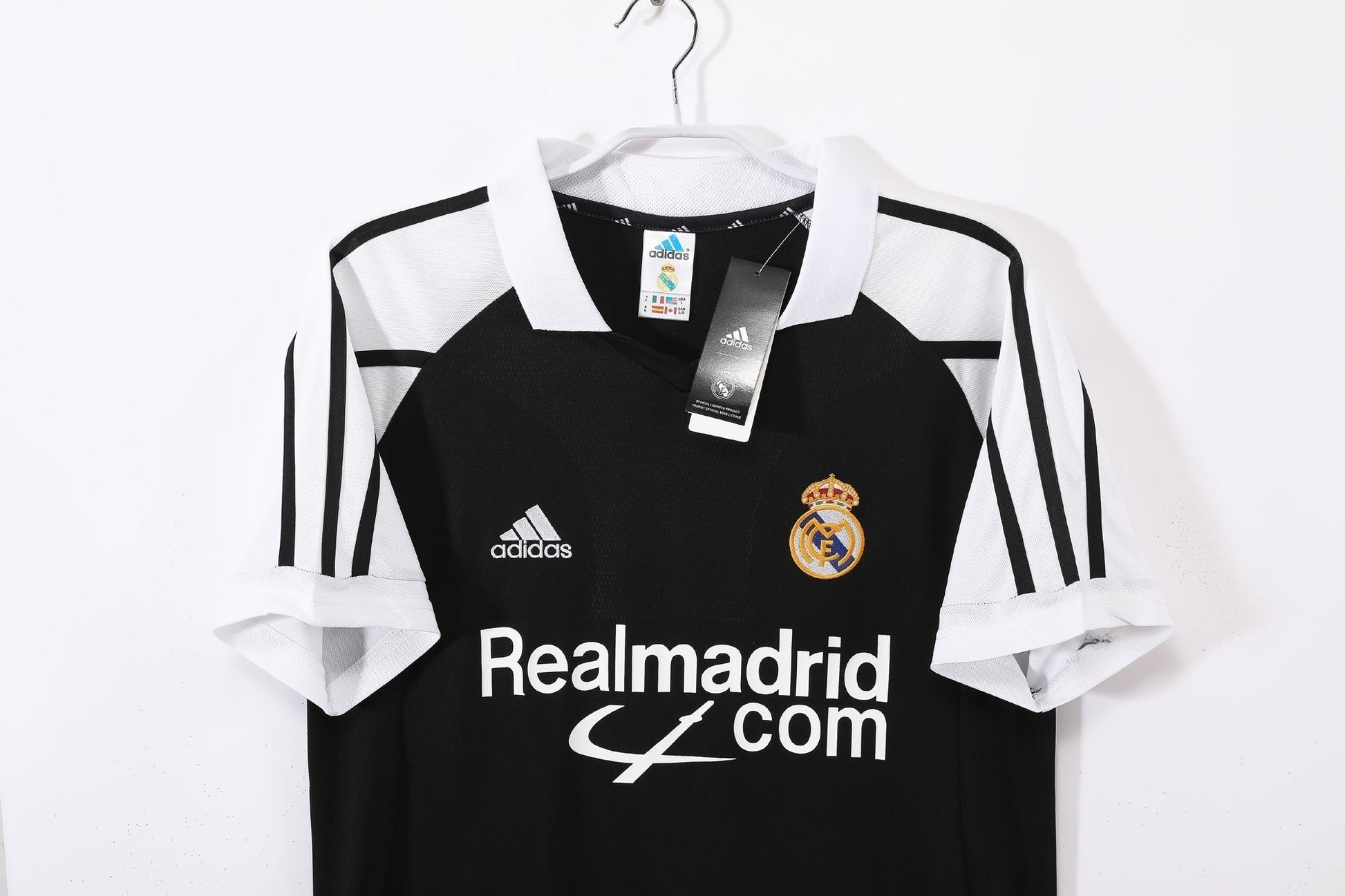 01/02 away retro football shirt