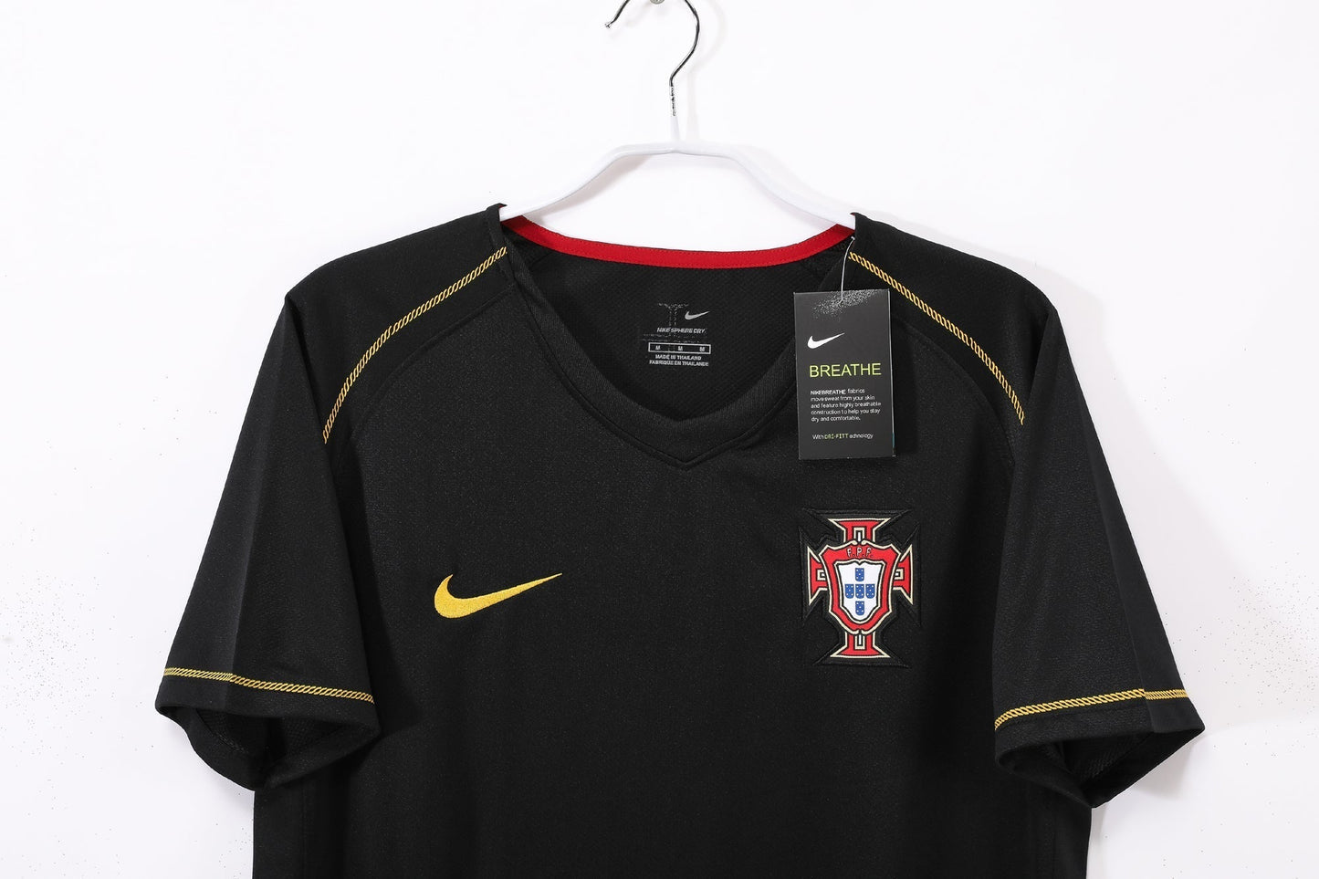 2006 away retro football shirt