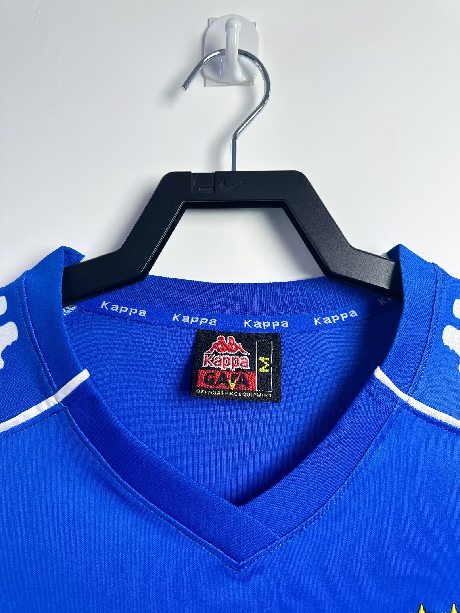 99/00 away retro football shirt