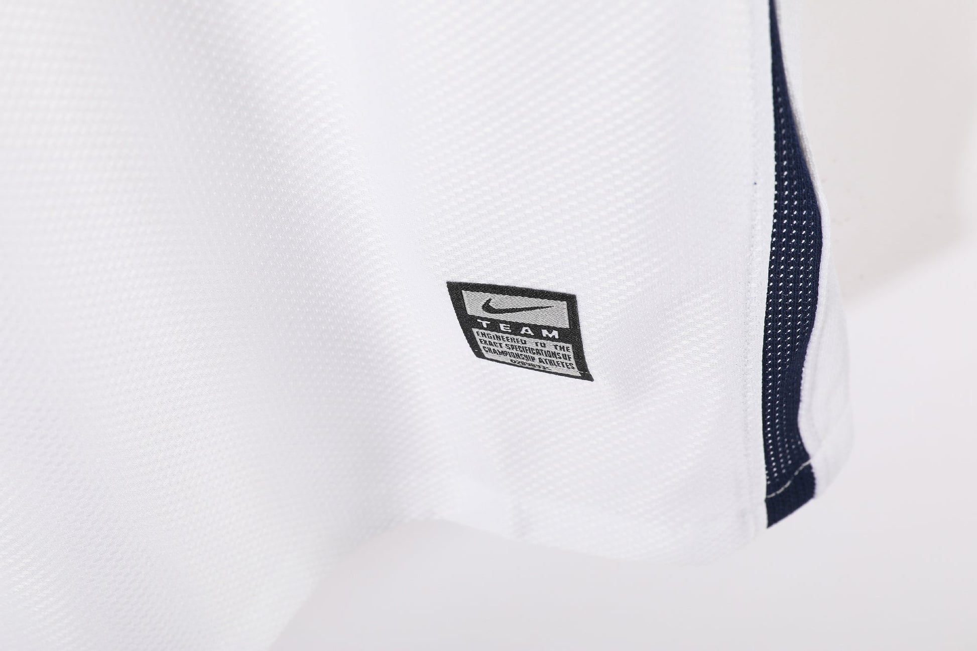 08/09 away retro football shirt