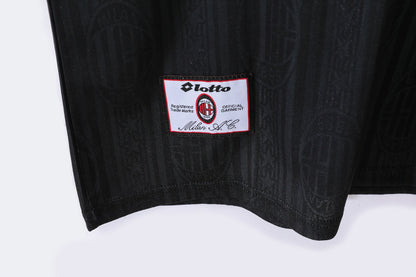 97/98 retro football shirt