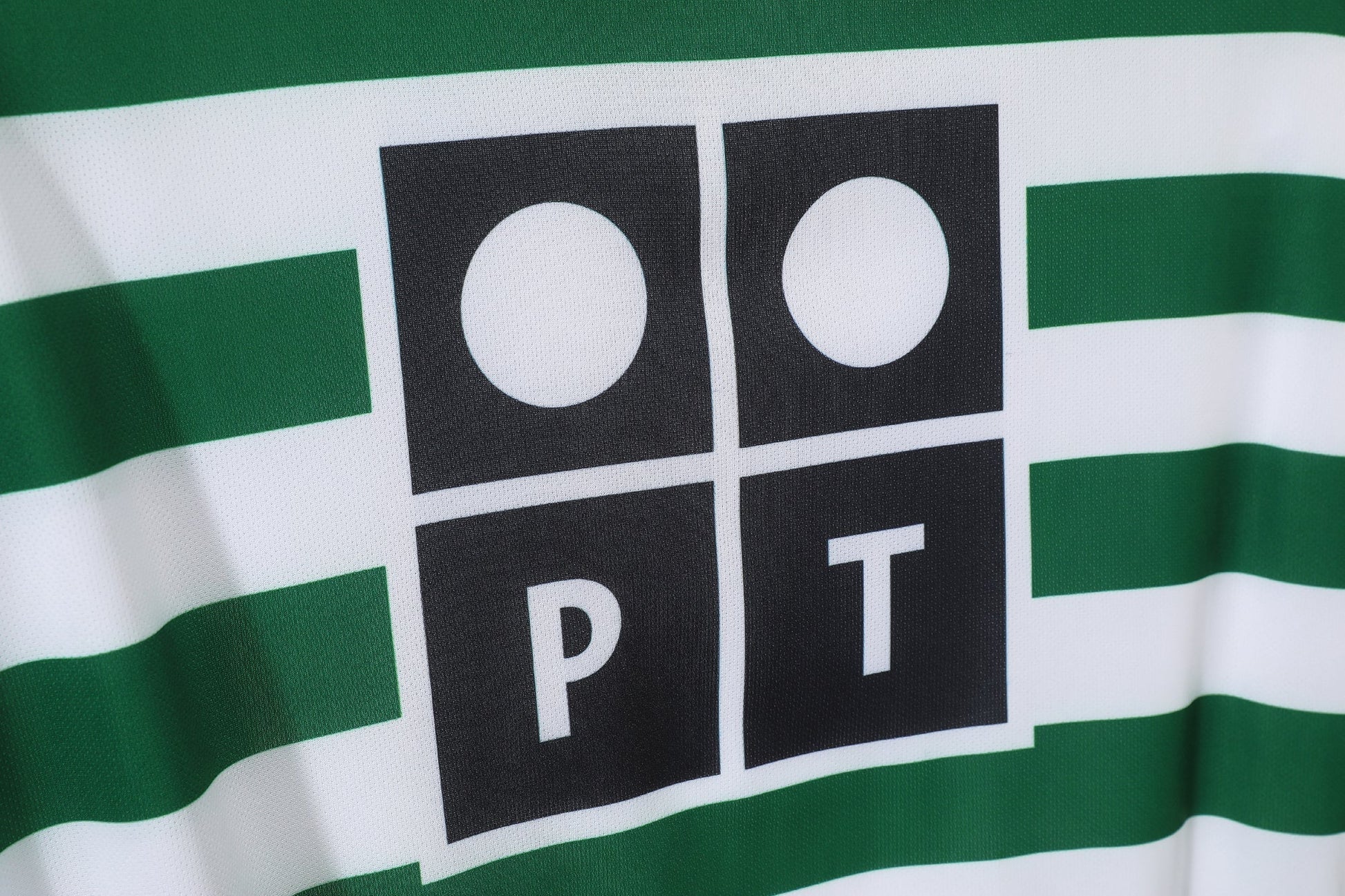03/04 home retro football shirt