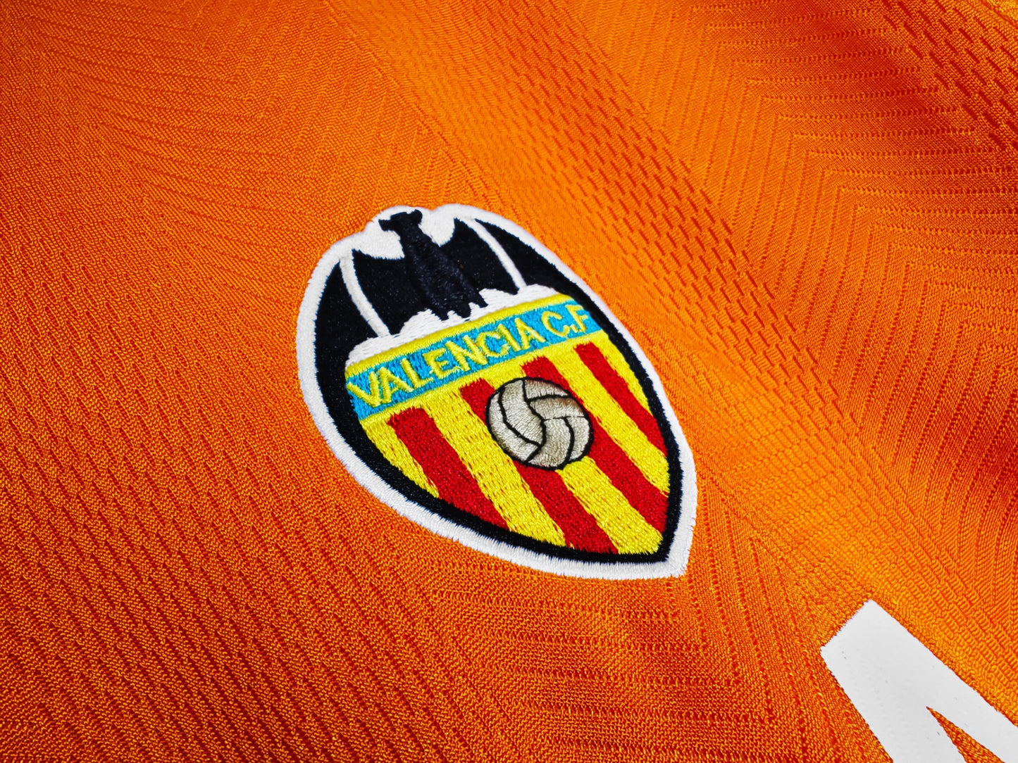 99/00 away retro football shirt
