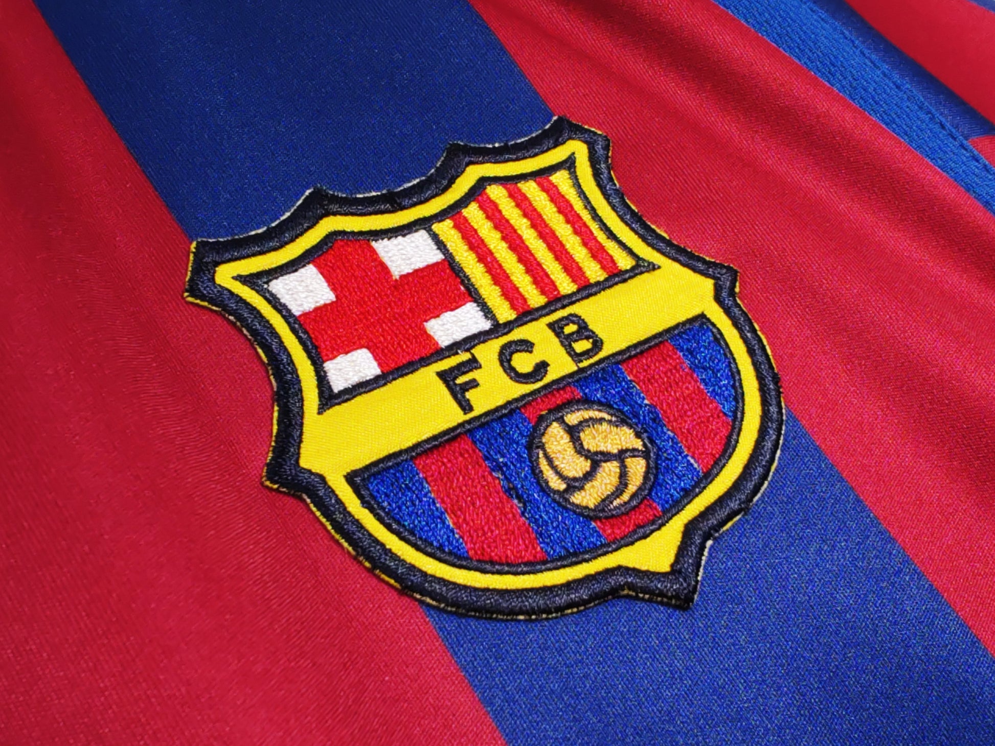 2005/06 home retro football shirt