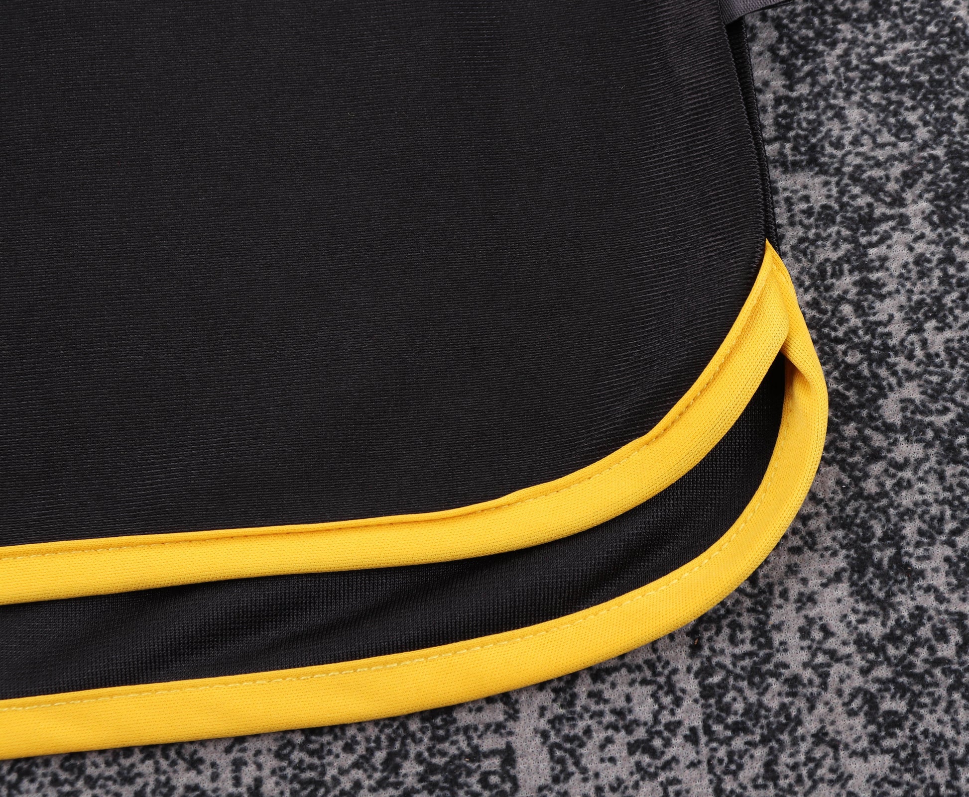 00/01 children's away football jersey