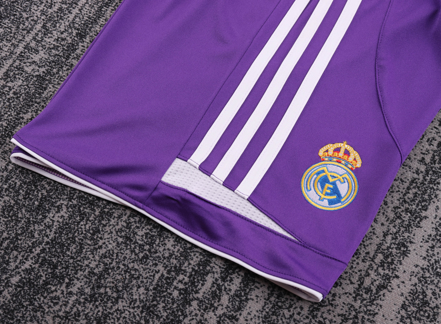 06/07 children's third football jersey