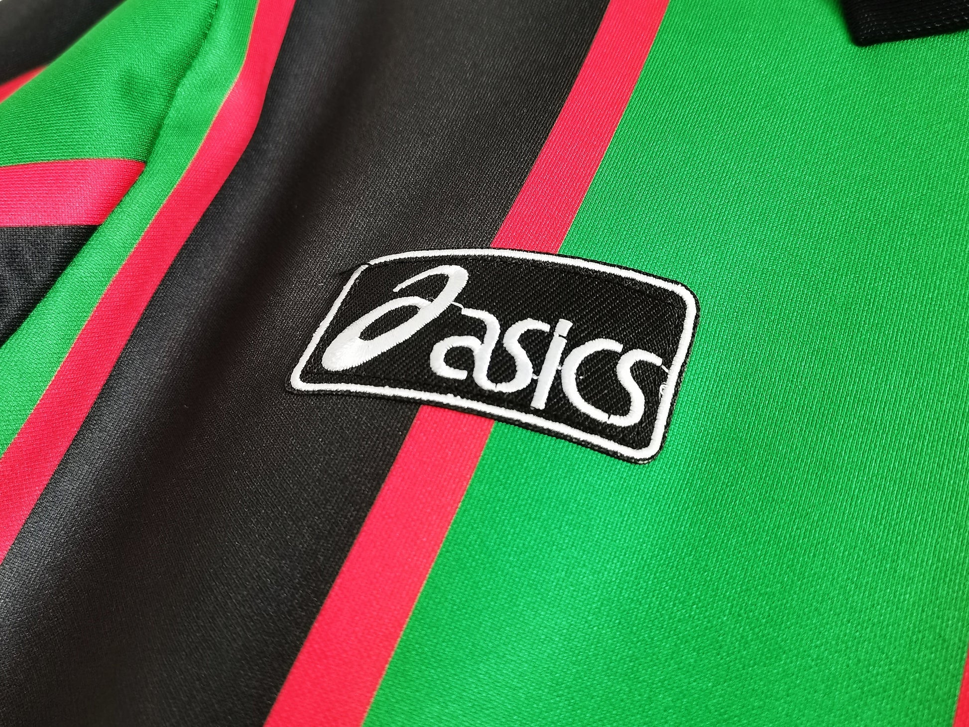 93/94 away retro football shirt