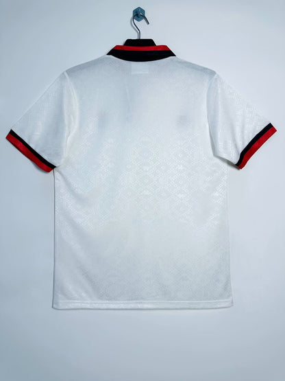 89/90 retro football shirt