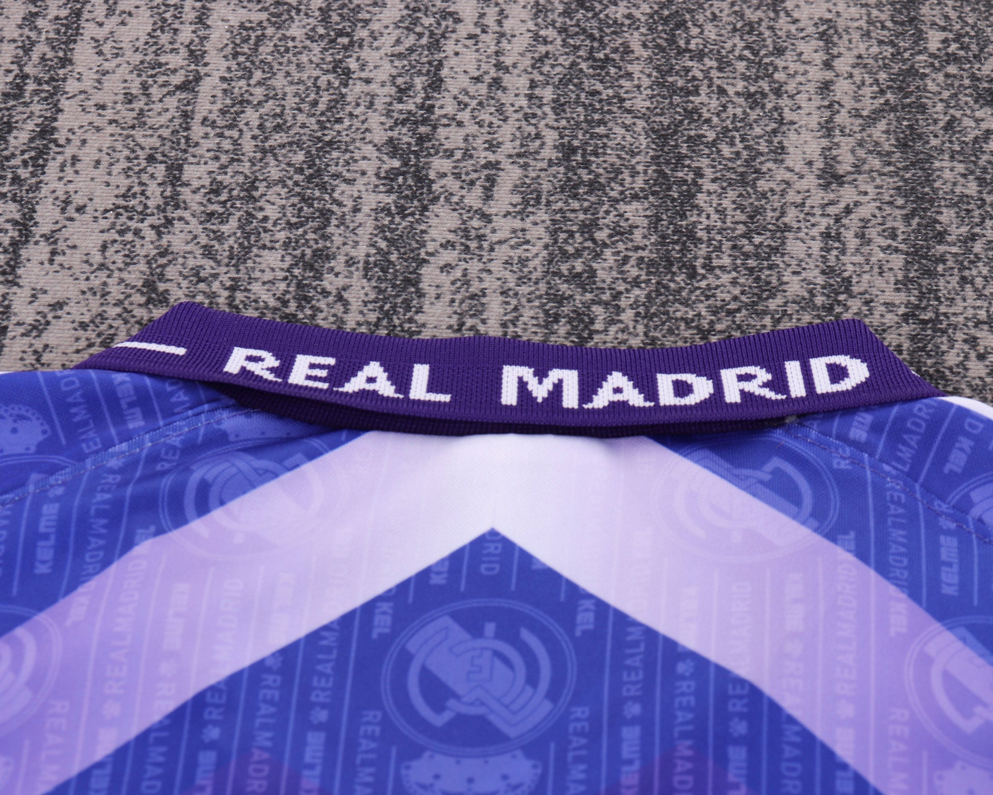 96/97 children's away football jersey
