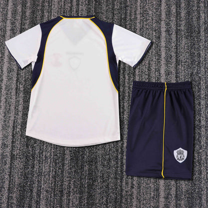01/02 children's away football jersey