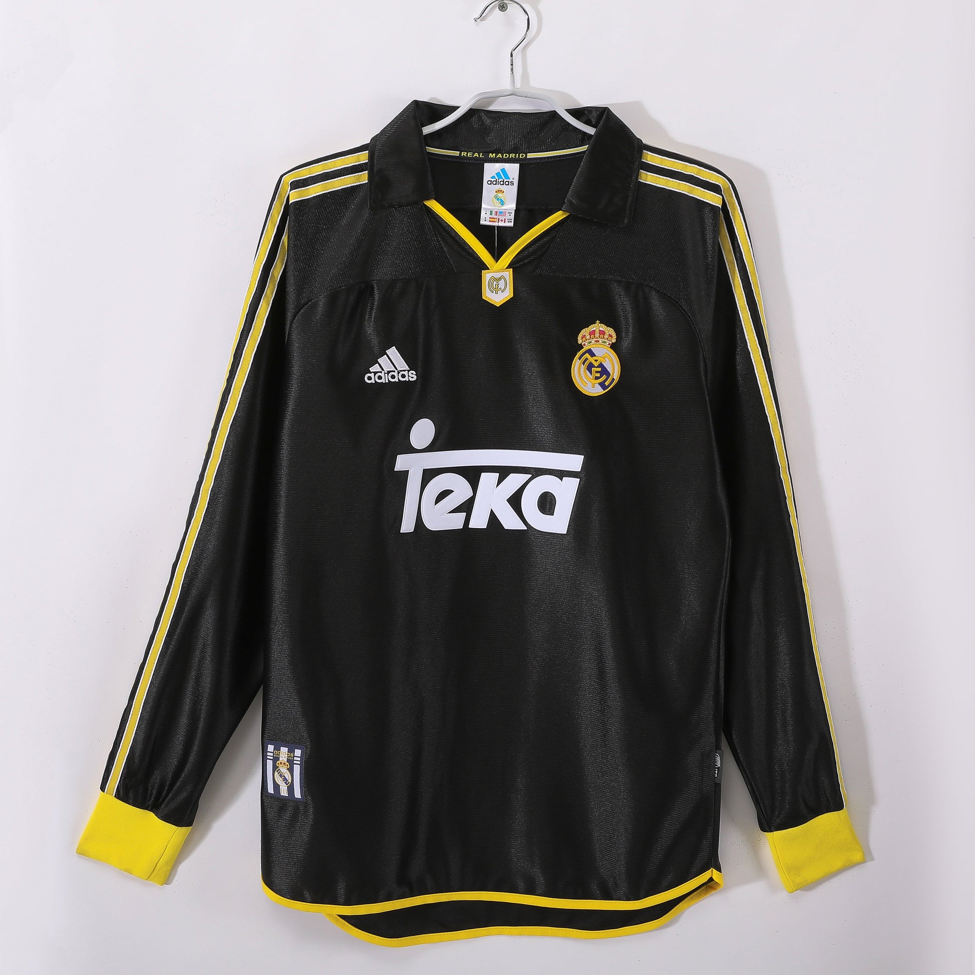 99/01 away retro football shirt