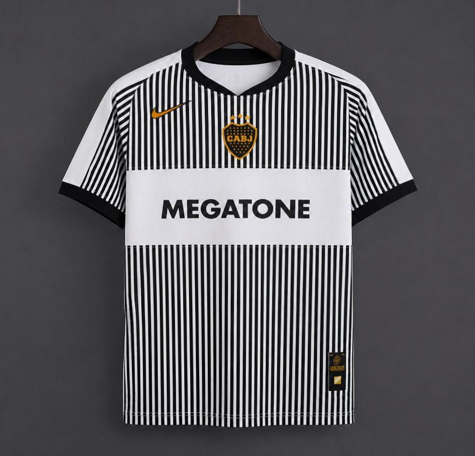 2006/07 Away Retro Shirt - front product view