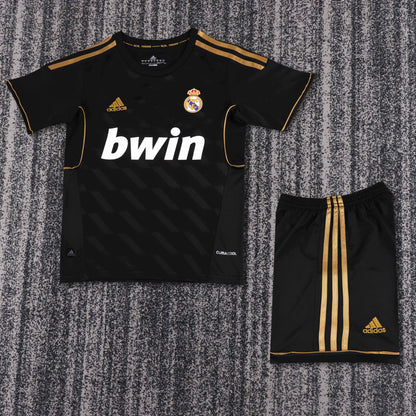 11/12 children's away football jersey