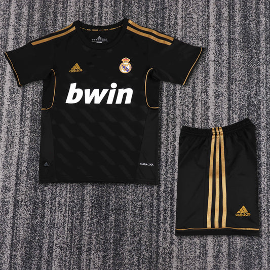 11/12 children's away football jersey