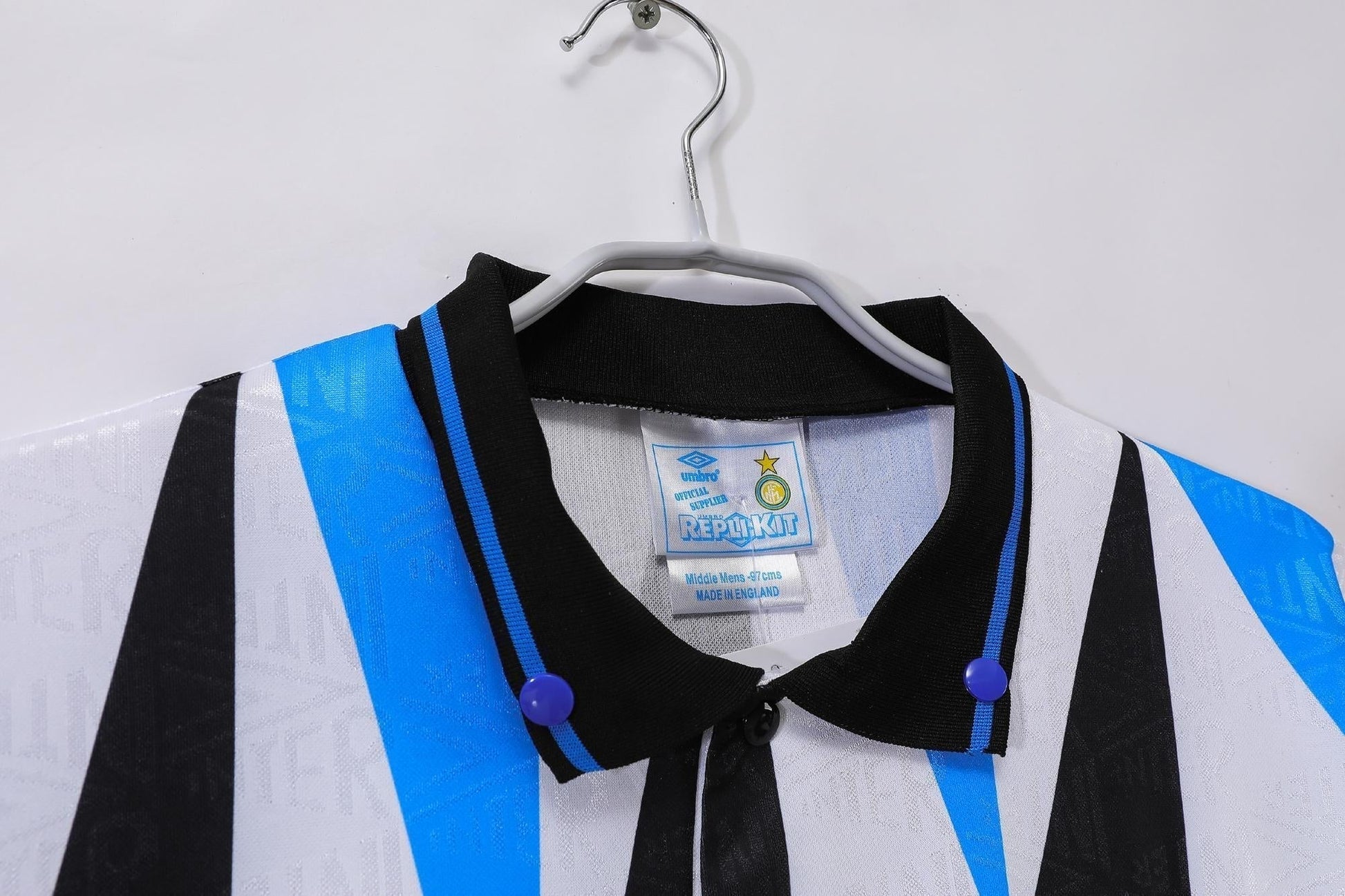 92/93 away retro football shirt