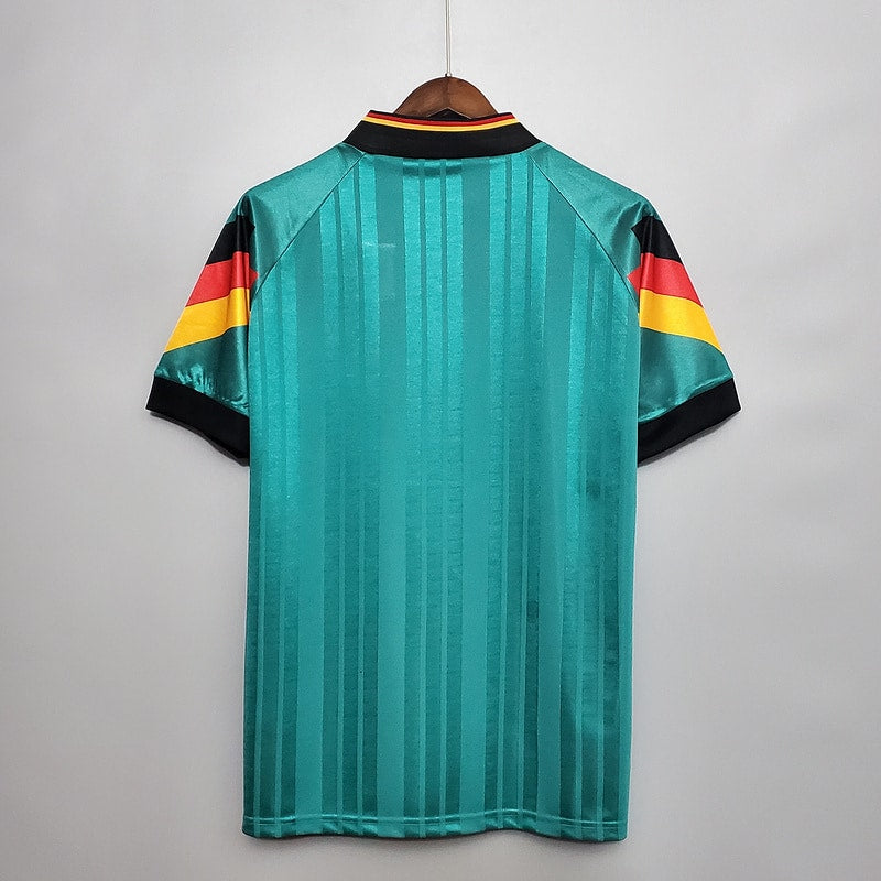 1992 away retro football shirt