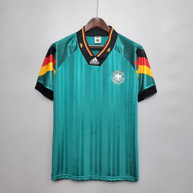 1992 away retro football shirt